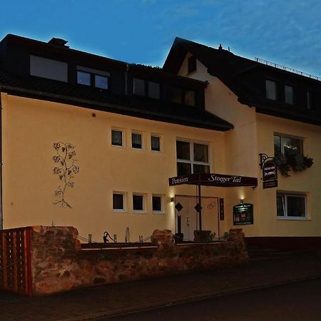 Steeger Tal Hotel Bacharach Room photo